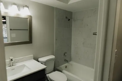 6034 North Wolcott Avenue Chicago IL 60660