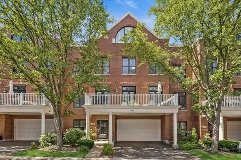1863 Admiral Court Glenview IL 60026