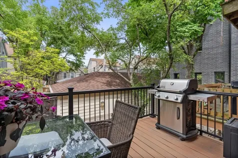 1350 West Wrightwood Avenue Chicago IL 60614