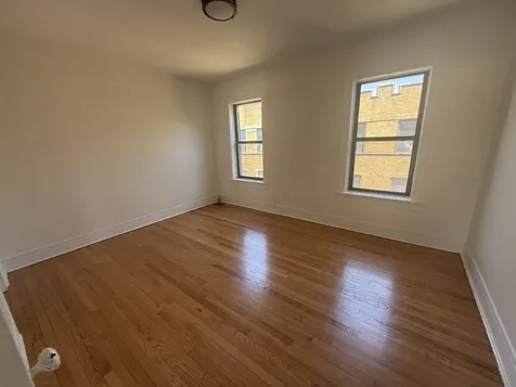7351 North Damen Avenue Chicago IL 60645