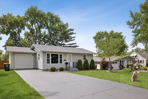 221 Koch Drive Genoa IL 60135