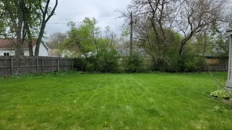 62 Sauk Trail Park Forest IL 60466