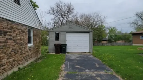 62 Sauk Trail Park Forest IL 60466