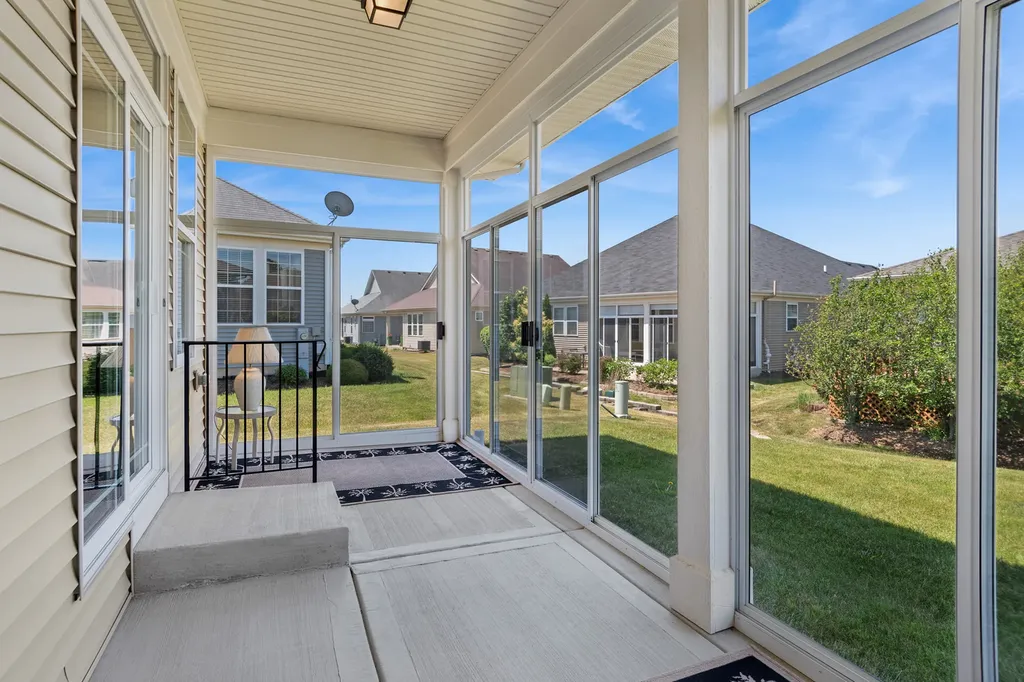 2807 Edgebrook Court Naperville IL 60564