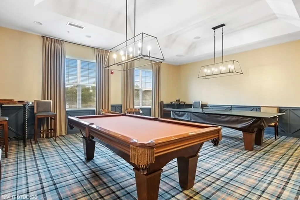 2807 Edgebrook Court Naperville IL 60564
