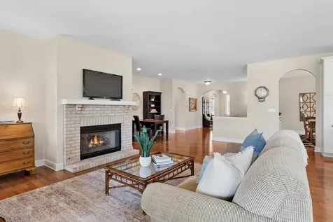 2807 Edgebrook Court Naperville IL 60564