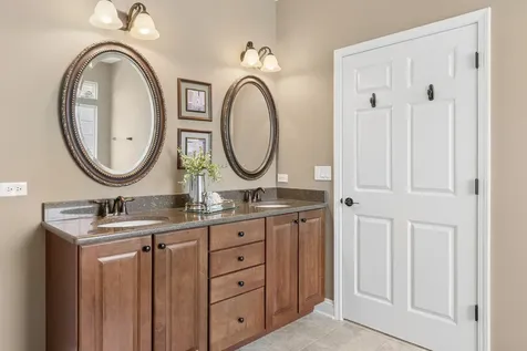 2807 Edgebrook Court Naperville IL 60564