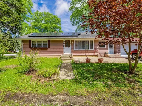 1045 Palace Street Aurora IL 60506