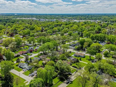 1045 Palace Street Aurora IL 60506