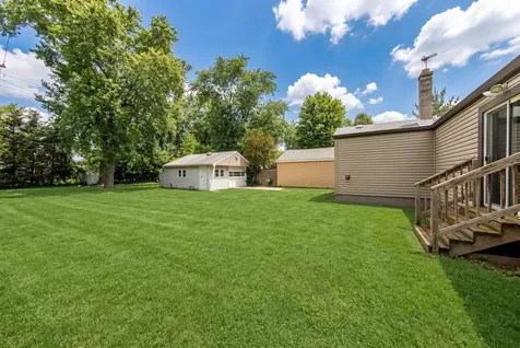 5140 West 80th Place Burbank IL 60459