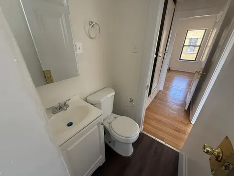7351 North Damen Avenue Chicago IL 60645