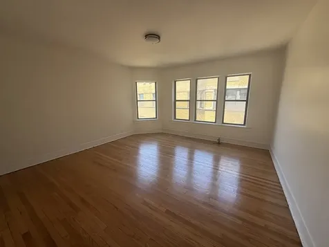 7351 North Damen Avenue Chicago IL 60645
