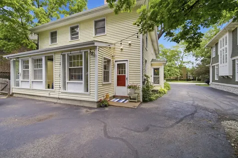 233 East Center Avenue Lake Bluff IL 60044