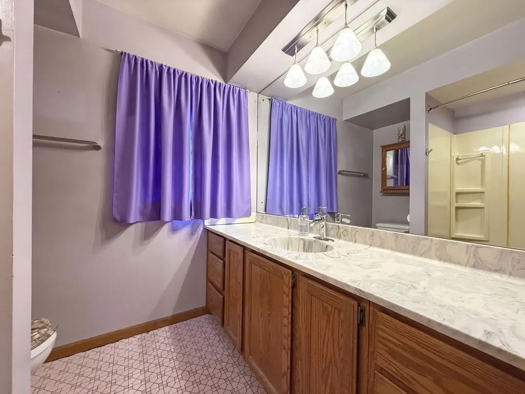 1406 Taft Avenue Wheaton IL 60189