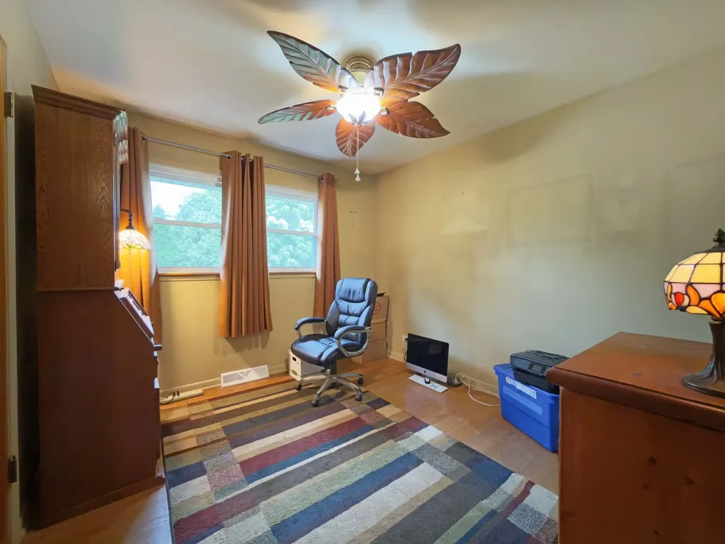 1406 Taft Avenue Wheaton IL 60189