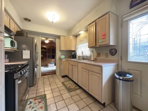 1406 Taft Avenue Wheaton IL 60189