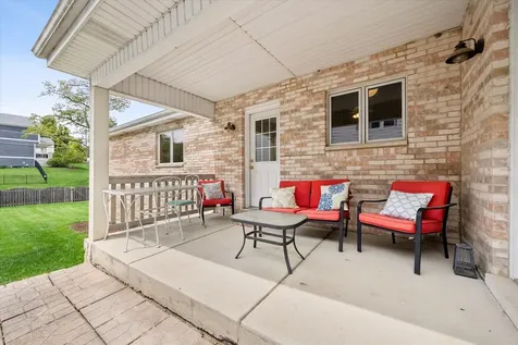 702 Hickory Street Lemont IL 60439