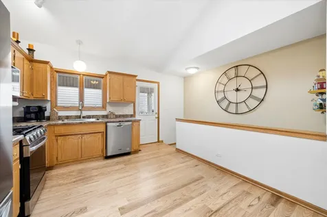 702 Hickory Street Lemont IL 60439