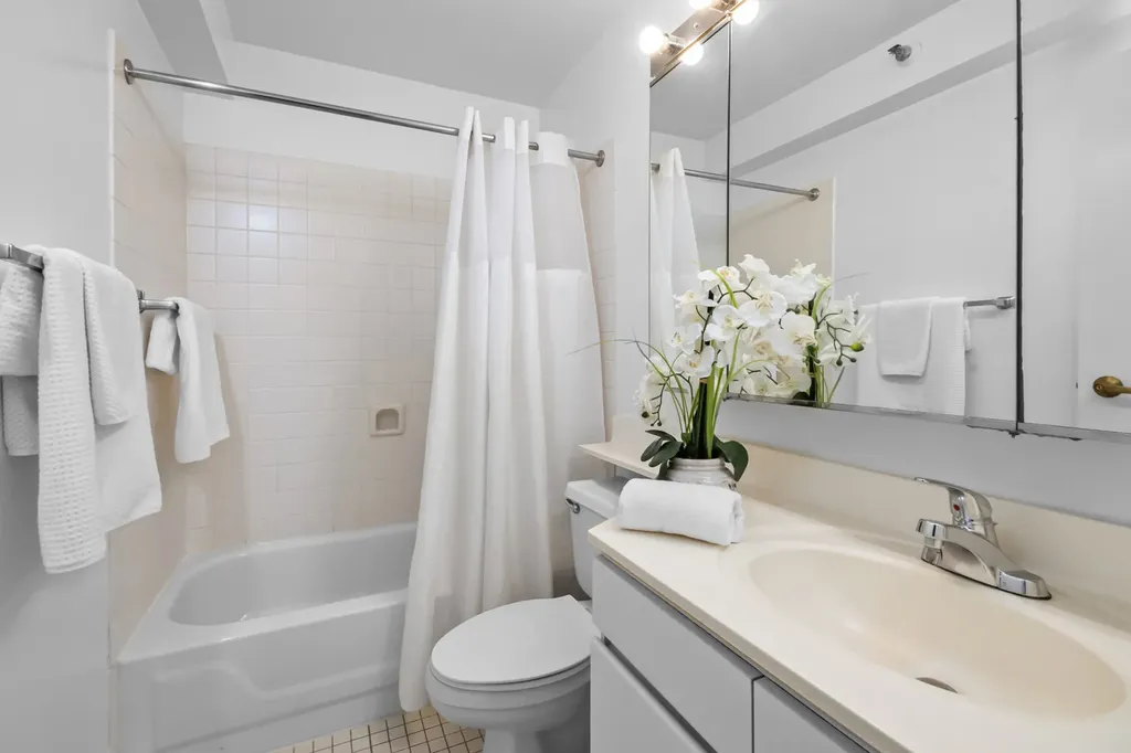 440 North Wabash Avenue Chicago IL 60611
