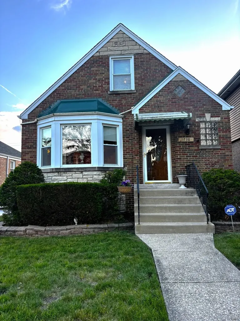 1738 North 75th Avenue Elmwood Park IL 60707