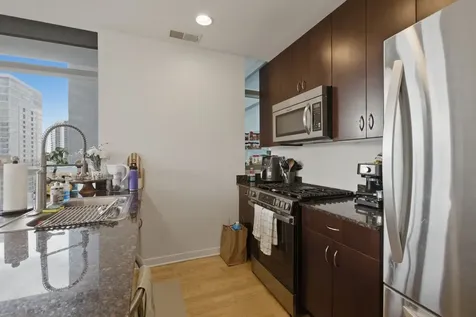 303 West Ohio Street Chicago IL 60654