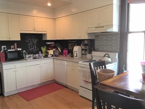 1237 West Wellington Avenue Chicago IL 60657