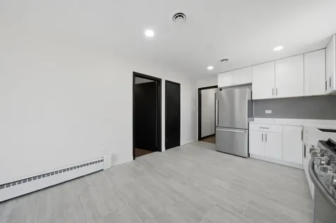 3907 West Marquette Road Chicago IL 60629