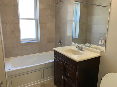 7402 North Damen Avenue Chicago IL 60645