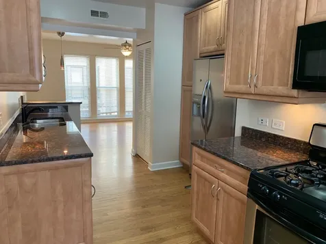 7402 North Damen Avenue Chicago IL 60645