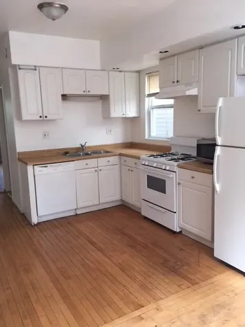 1237 West Wellington Avenue Chicago IL 60657