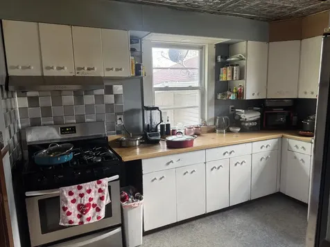493 Columbia Avenue Elgin IL 60120