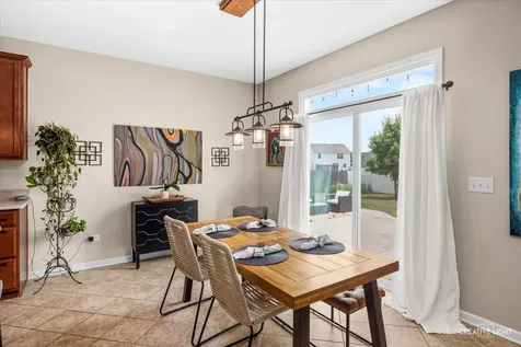 1109 Highland Drive Shorewood IL 60404