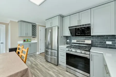 926 North Boxwood Drive Mount Prospect IL 60056