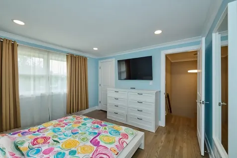 926 North Boxwood Drive Mount Prospect IL 60056