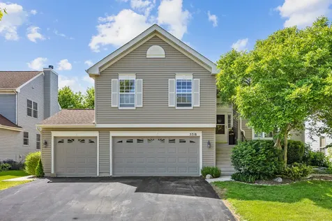5718 Breezeland Road Carpentersville IL 60110