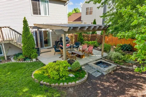5718 Breezeland Road Carpentersville IL 60110