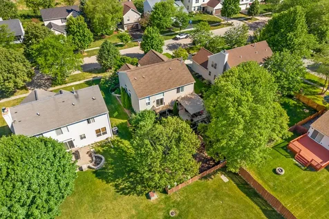 5718 Breezeland Road Carpentersville IL 60110