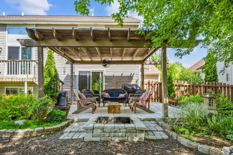 5718 Breezeland Road Carpentersville IL 60110