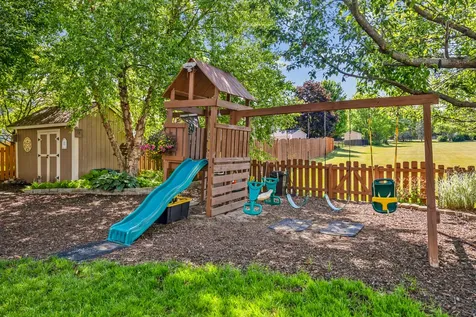 5718 Breezeland Road Carpentersville IL 60110