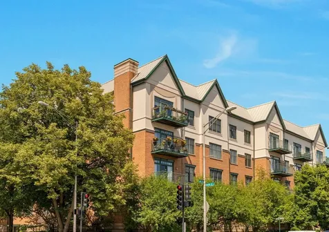140 North Euclid Avenue Oak Park IL 60302