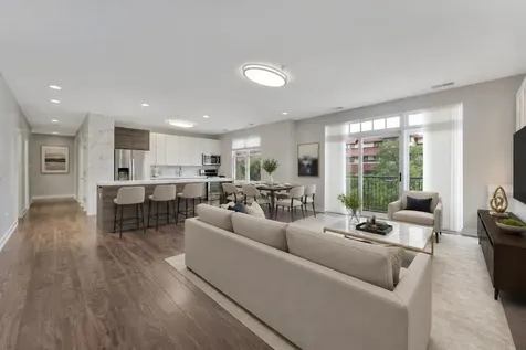 140 North Euclid Avenue Oak Park IL 60302