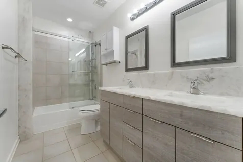 140 North Euclid Avenue Oak Park IL 60302