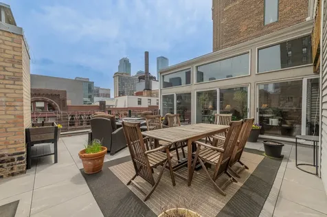 714 South Dearborn Street Chicago IL 60605
