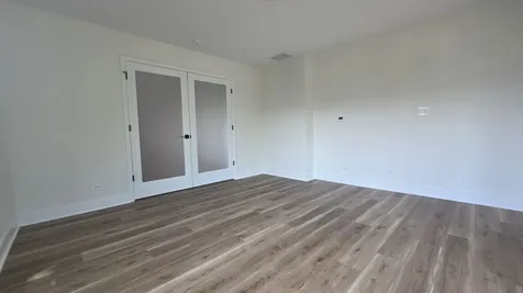 8867 Mobile Avenue Oak Lawn IL 60453