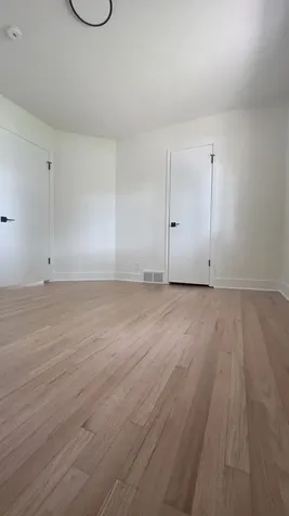 8867 Mobile Avenue Oak Lawn IL 60453