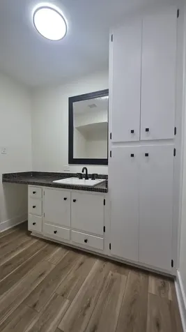 8867 Mobile Avenue Oak Lawn IL 60453