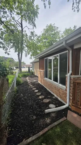 8867 Mobile Avenue Oak Lawn IL 60453