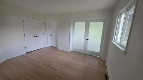 8867 Mobile Avenue Oak Lawn IL 60453