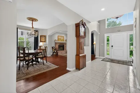 2560 Mc Duffee Circle North Aurora IL 60542
