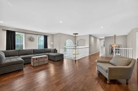 2560 Mc Duffee Circle North Aurora IL 60542